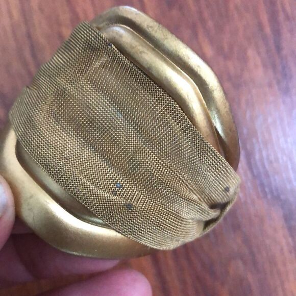 SARAH CAVENDER METAlWORKS mesh gold bracelet - Picture 5 of 7